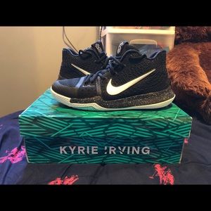 Nike Kyrie 3’s